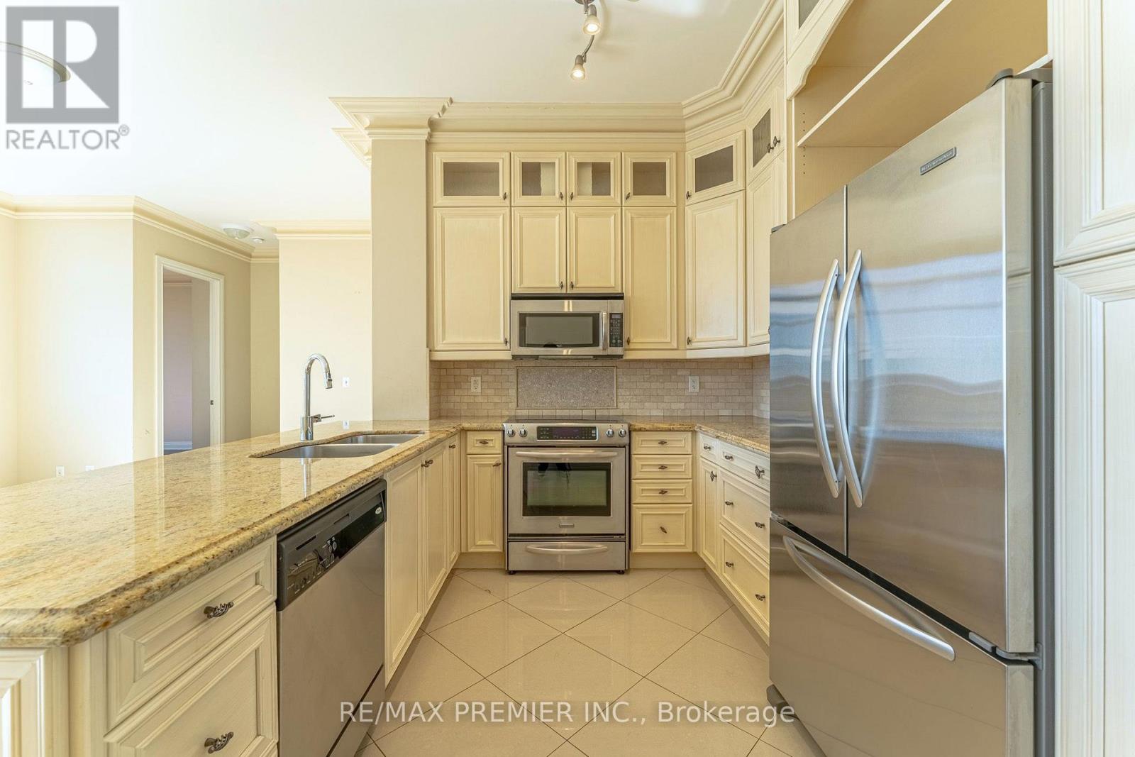 Ph04 - 9235 Jane Street, Vaughan, Ontario  L6A 0J8 - Photo 5 - N13882486