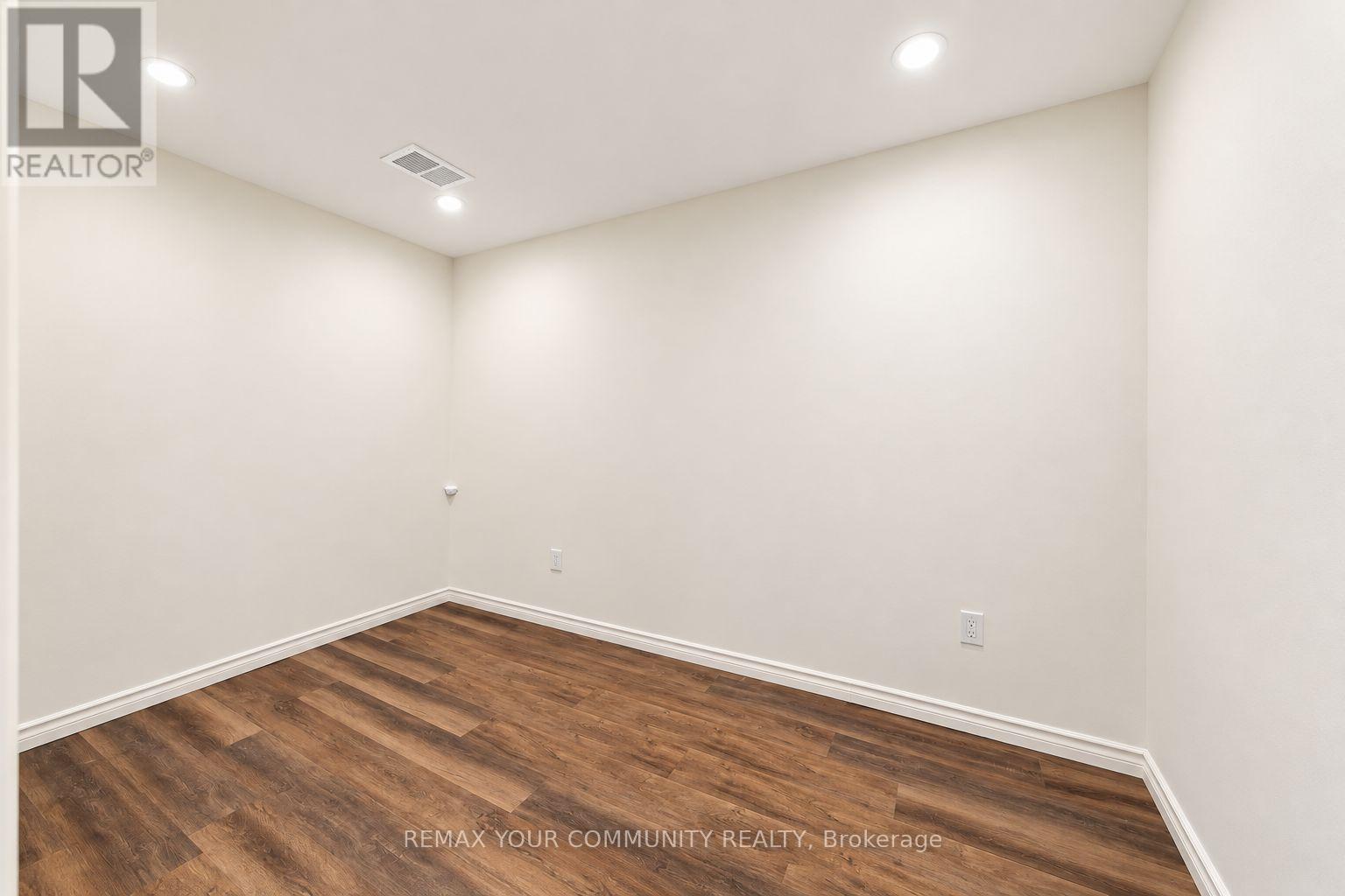 131 Killington Avenue, Vaughan, Ontario  L4H 3Z6 - Photo 27 - N13882552