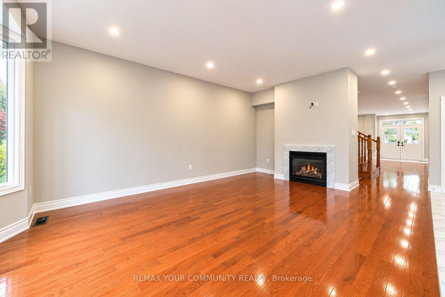 131 Killington Avenue, Vaughan, Ontario  L4H 3Z6 - Photo 5 - N13882552
