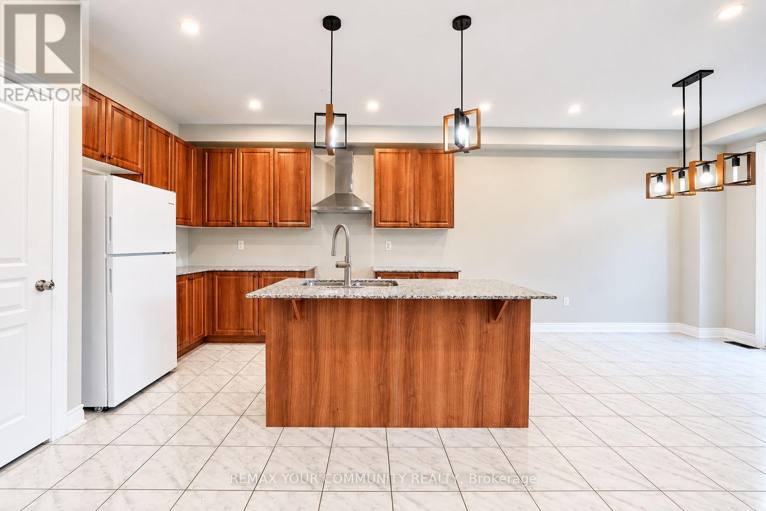 131 Killington Avenue, Vaughan, Ontario  L4H 3Z6 - Photo 8 - N13882552