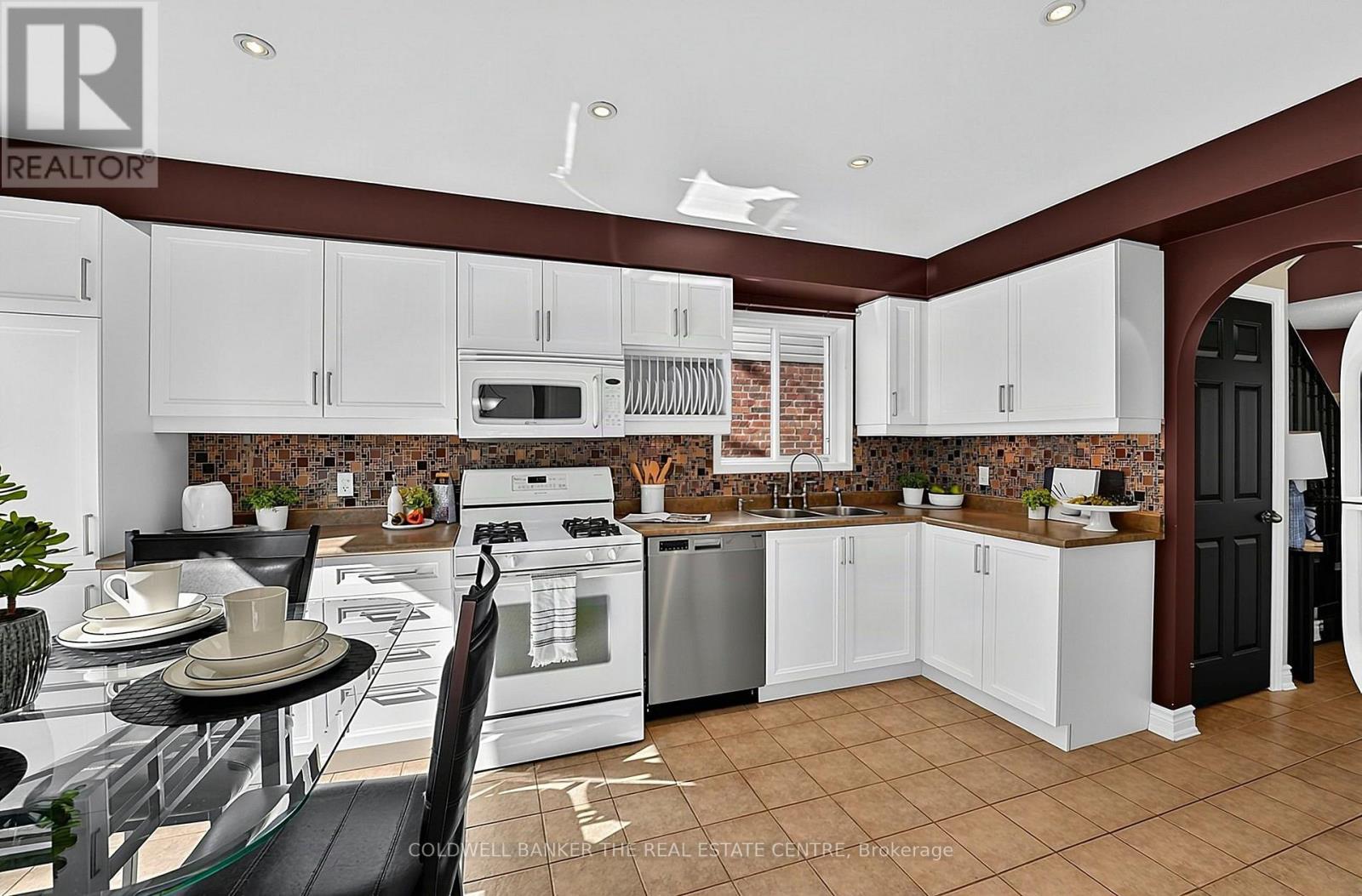184 Brucker Road, Barrie, Ontario L4N 8R9 - Photo 8 - S13882376
