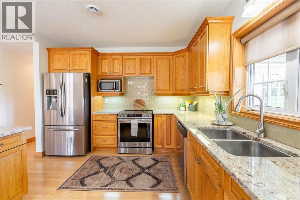 900 St Clair Parkway, St Clair, Ontario  N0N 1M0 - Photo 10 - 26024947