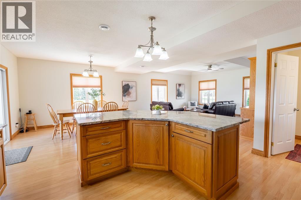 900 St Clair Parkway, St Clair, Ontario  N0N 1M0 - Photo 11 - 26024947
