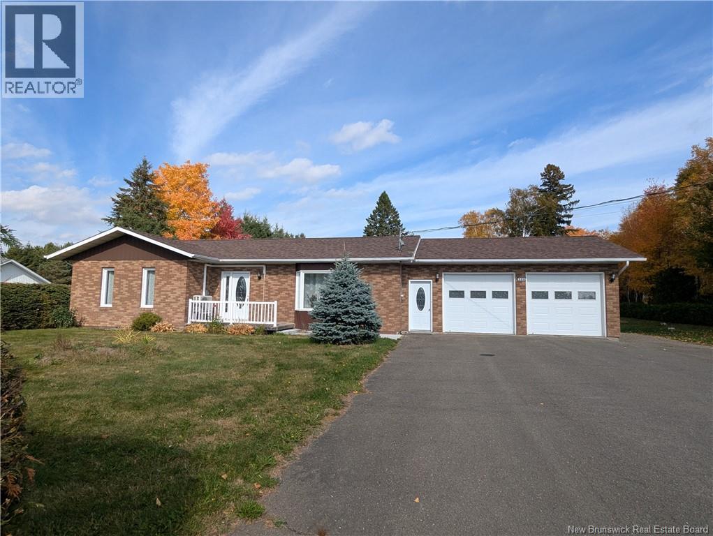 306 Veteran Street, Grand-Sault/grand Falls, New Brunswick  E3Y 1E5 - Photo 1 - NB149109