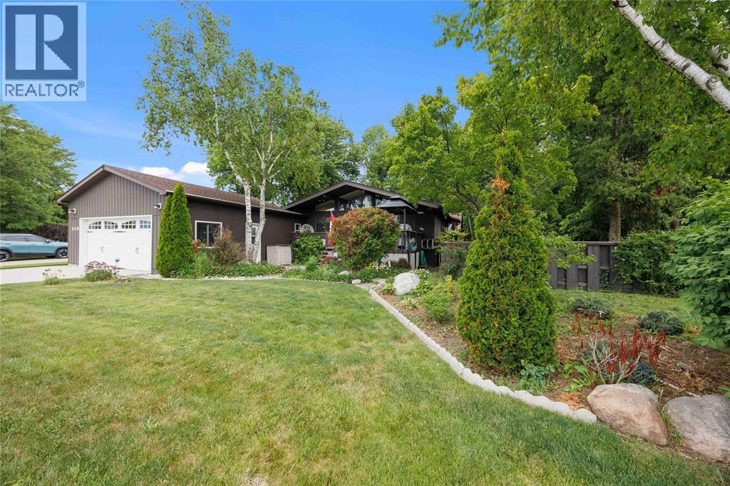 358 HILL STREET St Clair Ontario Canada N0N1G0 3
