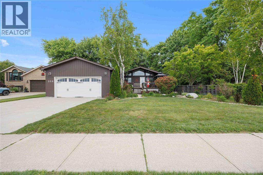 358 HILL STREET St Clair Ontario Canada N0N1G0 2