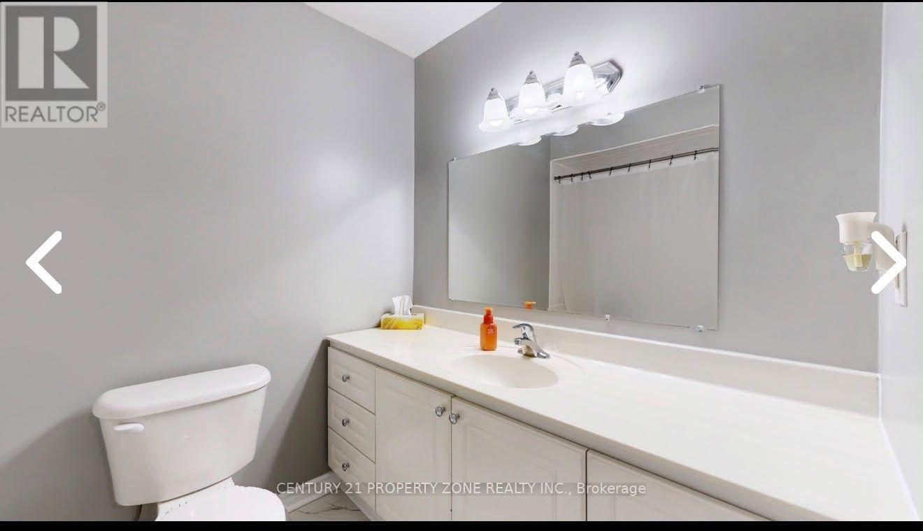 Room 1 - 3 Collins Crescent, Brampton, Ontario  L6V 3M9 - Photo 4 - W13882446