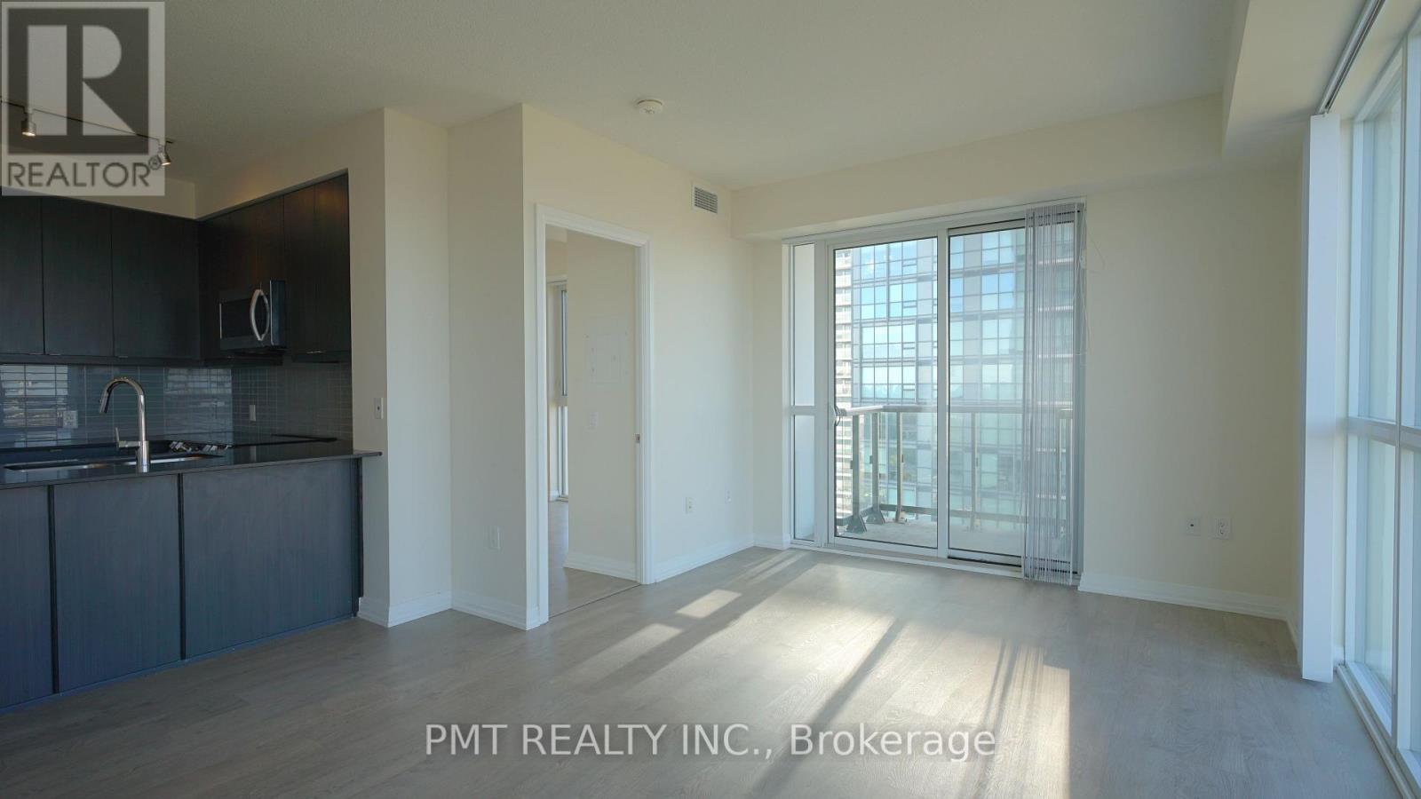 1402 - 50 Thomas Riley Road, Toronto, Ontario  M9B 0C5 - Photo 6 - W13882476