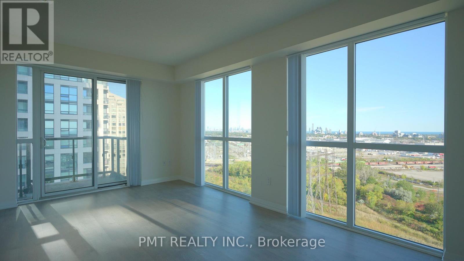 1402 - 50 Thomas Riley Road, Toronto, Ontario  M9B 0C5 - Photo 8 - W13882476