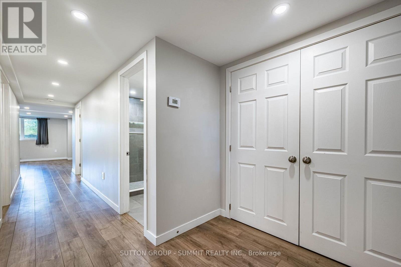 32 Ellis Avenue, Toronto, Ontario  M6S 2X1 - Photo 10 - W13882530