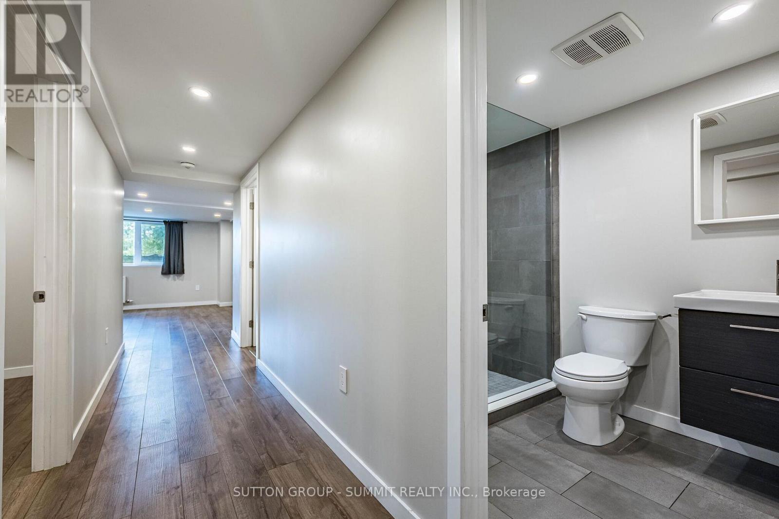 32 Ellis Avenue, Toronto, Ontario  M6S 2X1 - Photo 12 - W13882530