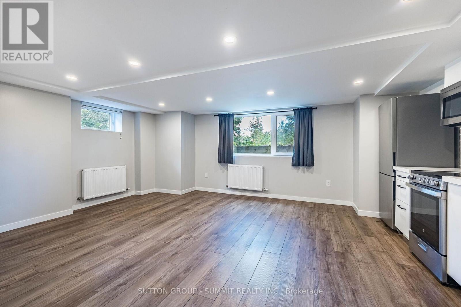 32 Ellis Avenue, Toronto, Ontario  M6S 2X1 - Photo 13 - W13882530