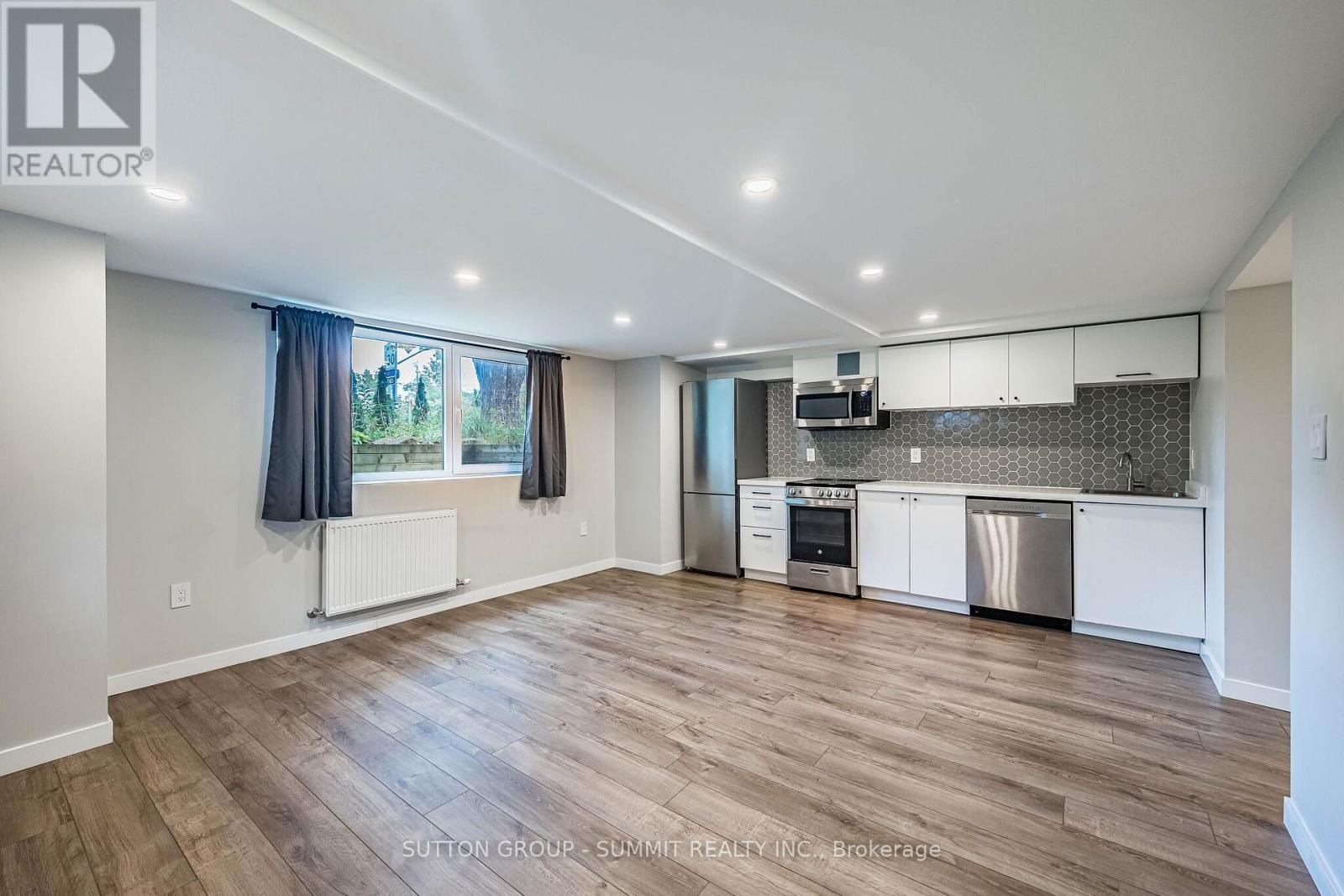 32 Ellis Avenue, Toronto, Ontario  M6S 2X1 - Photo 14 - W13882530