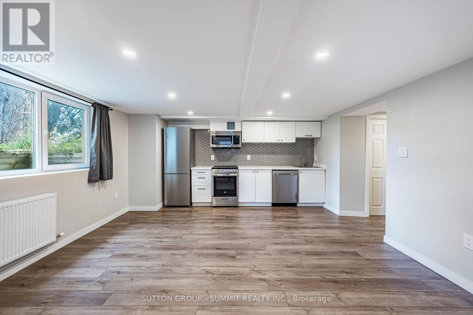 32 Ellis Avenue, Toronto, Ontario  M6S 2X1 - Photo 15 - W13882530