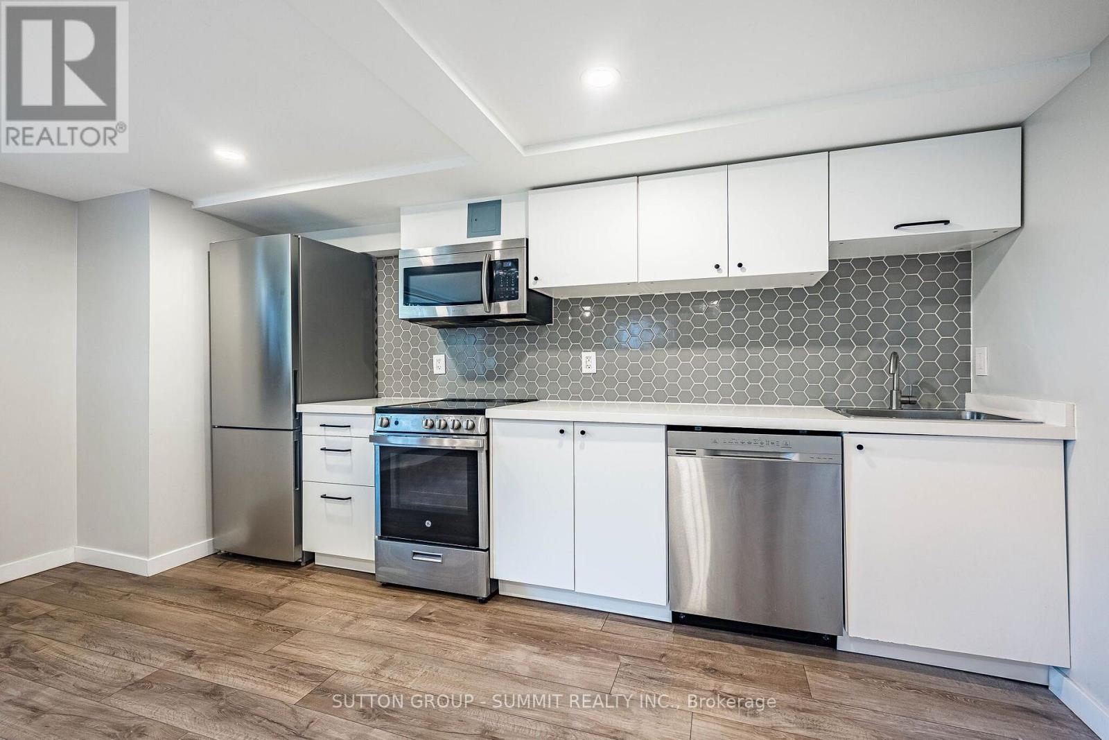32 Ellis Avenue, Toronto, Ontario  M6S 2X1 - Photo 23 - W13882530