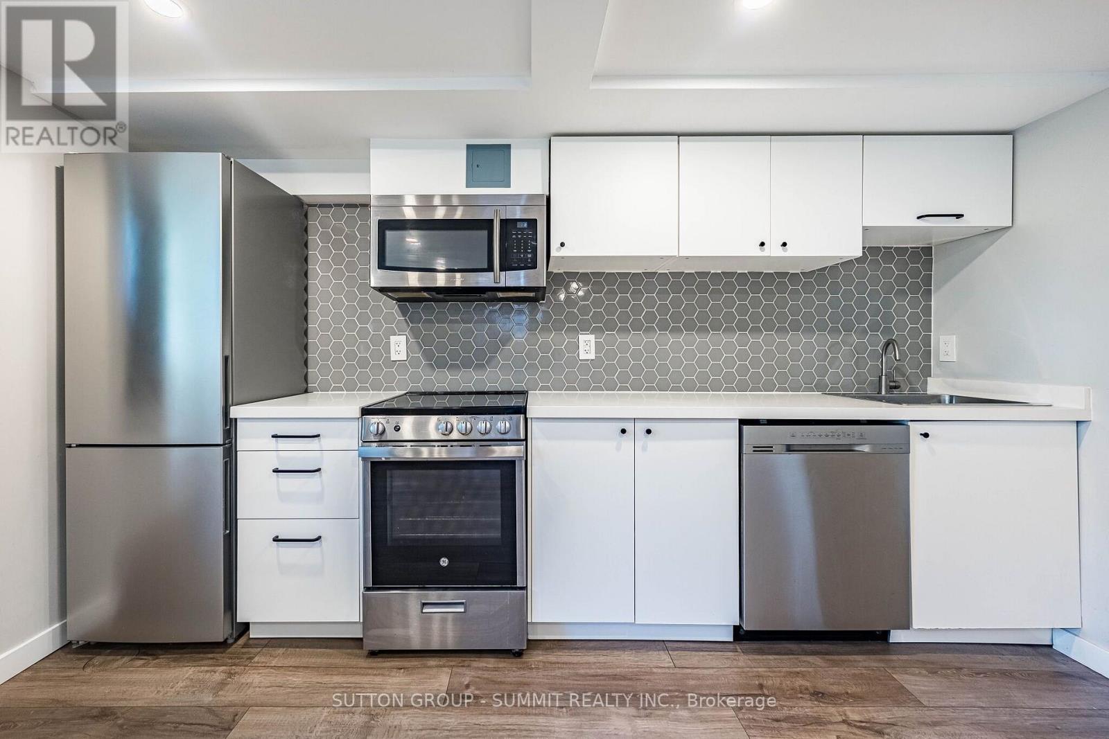 32 Ellis Avenue, Toronto, Ontario  M6S 2X1 - Photo 25 - W13882530