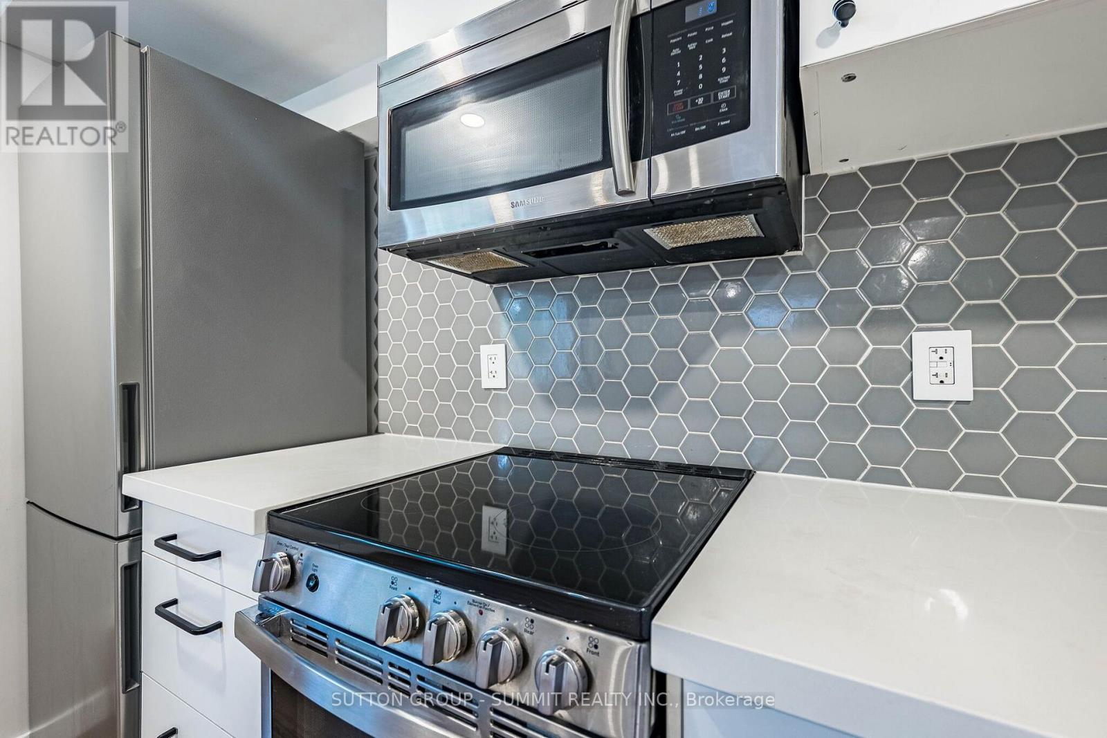 32 Ellis Avenue, Toronto, Ontario  M6S 2X1 - Photo 27 - W13882530