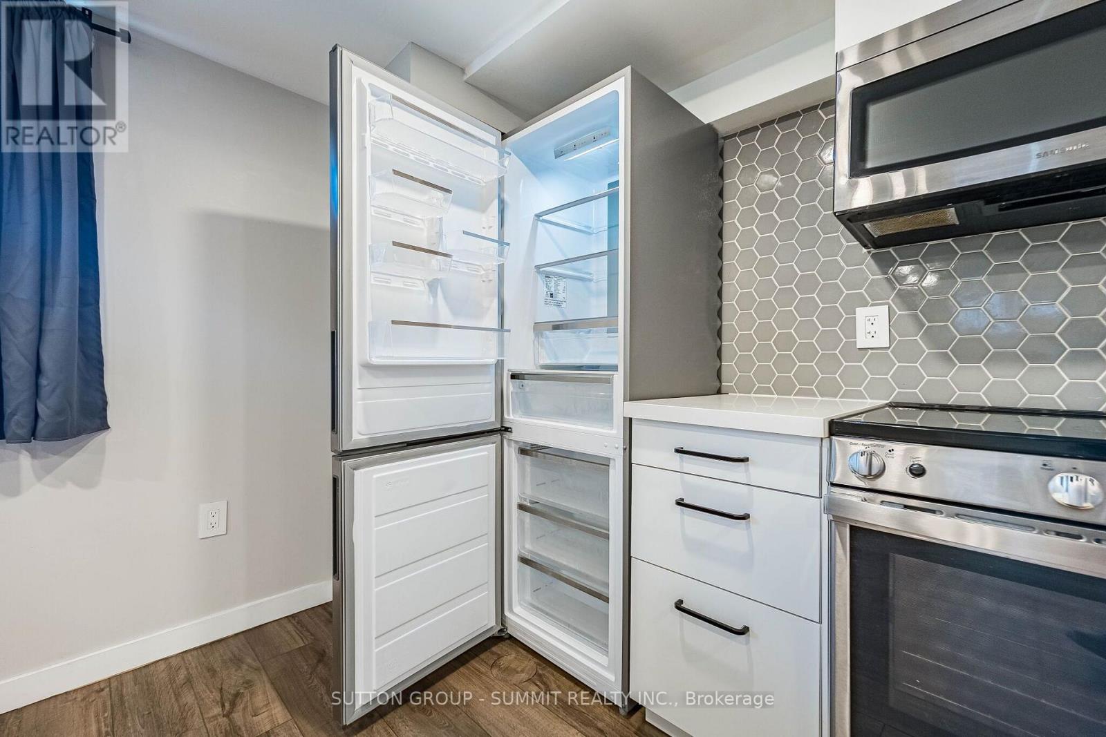 32 Ellis Avenue, Toronto, Ontario  M6S 2X1 - Photo 29 - W13882530