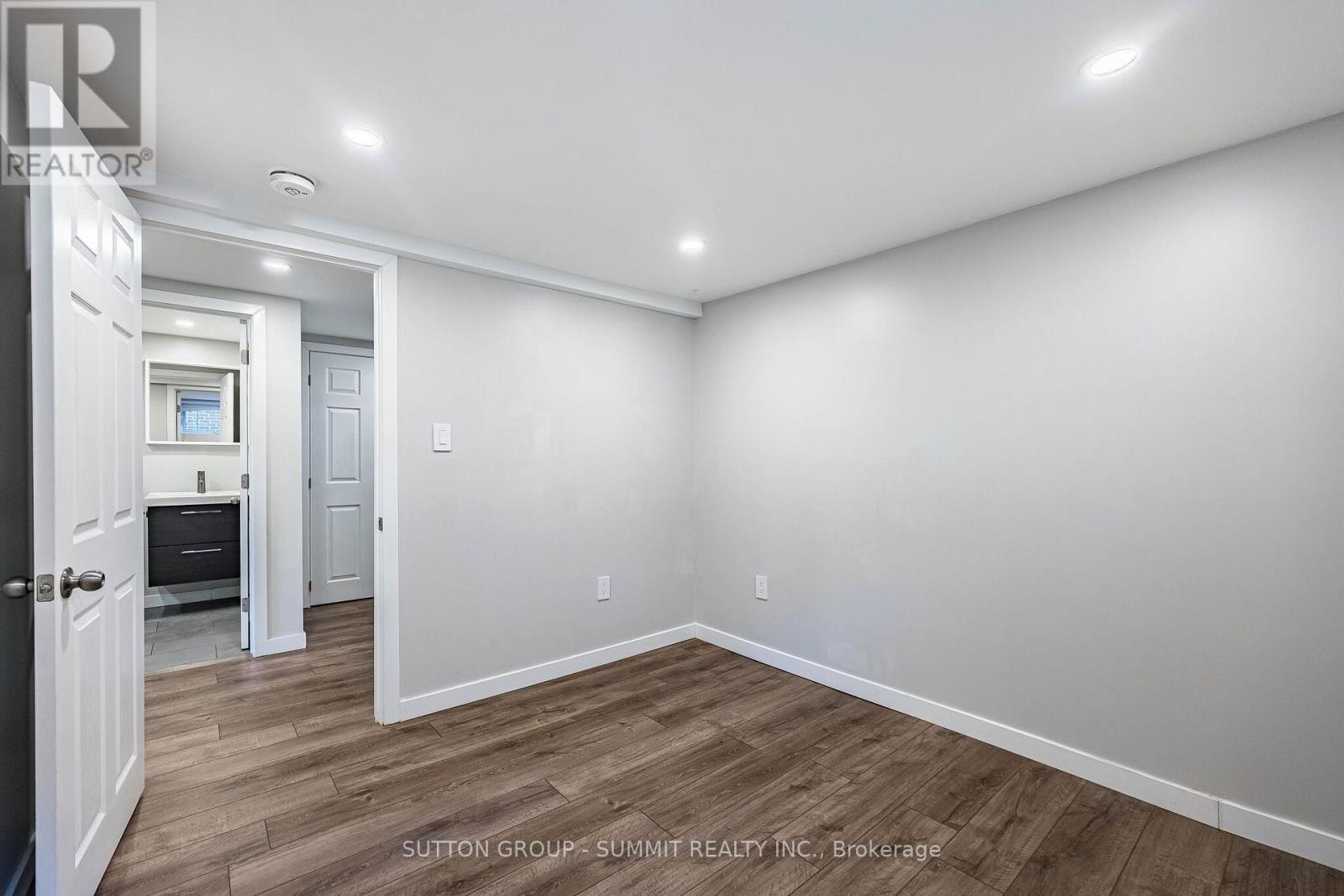 32 Ellis Avenue, Toronto, Ontario  M6S 2X1 - Photo 35 - W13882530