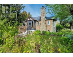 32 ELLIS AVENUE, Toronto, Ontario