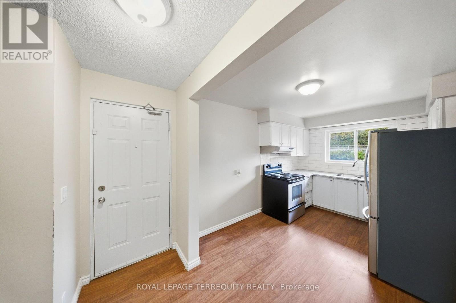 21 - 506 Normandy Street, Oshawa, Ontario  L1H 7N8 - Photo 3 - E13850236