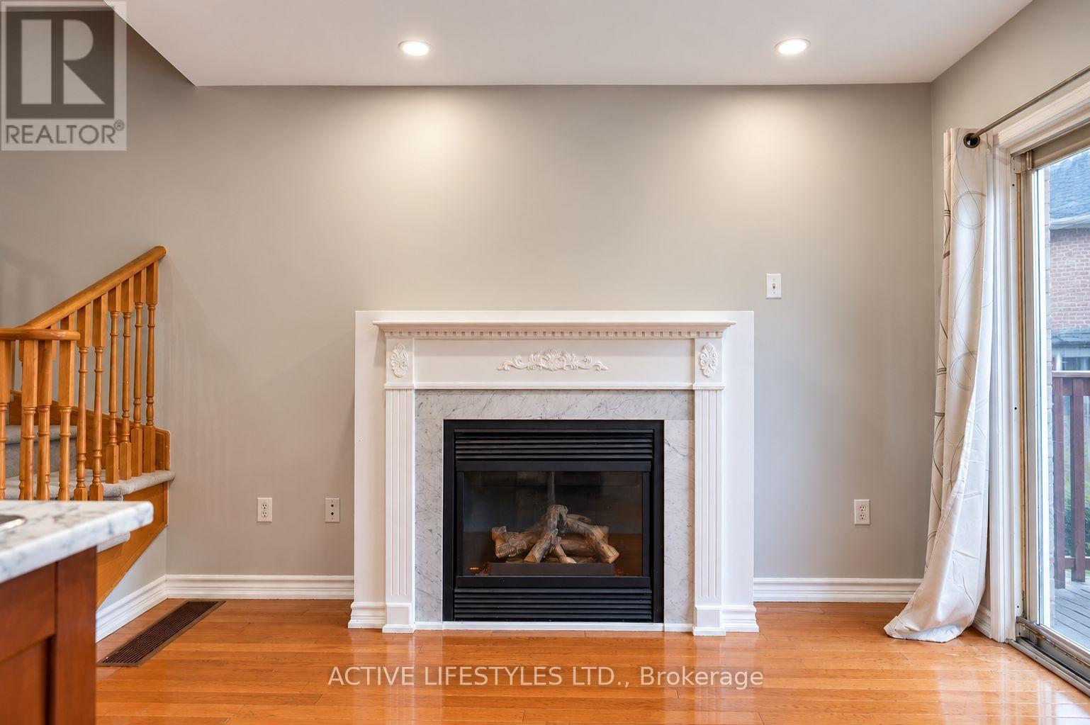 7647 Doverwood Drive, Mississauga, Ontario  L5N 8J2 - Photo 8 - W13856126