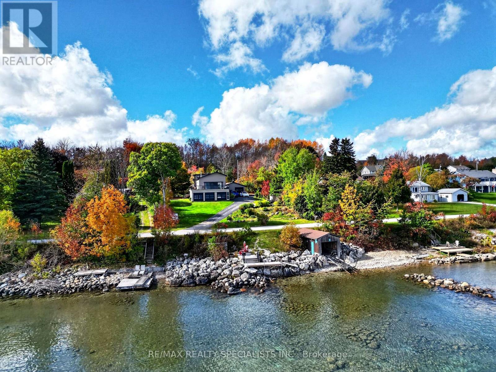 339520 PRESQU'ILE ROAD, Georgian Bluffs, Ontario