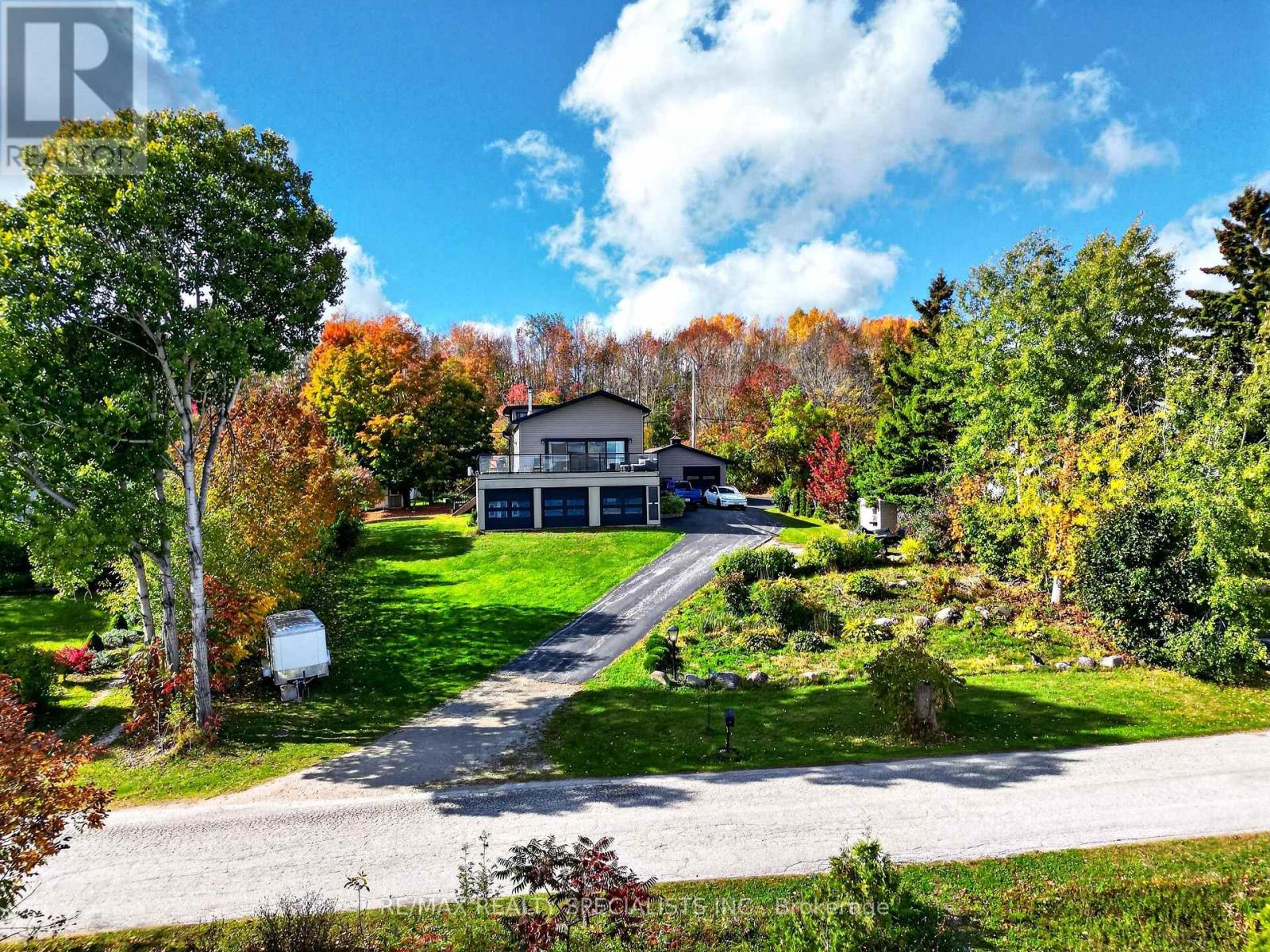 339520 Presqu'ile Road, Georgian Bluffs, Ontario  N0H 2T0 - Photo 3 - X13881888