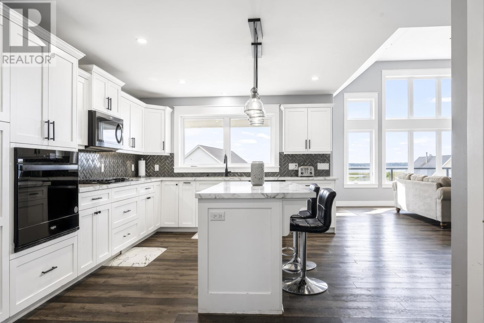 74 Pine Street, Brackley, Prince Edward Island C1E 2W1 - Photo 10 - 202625626