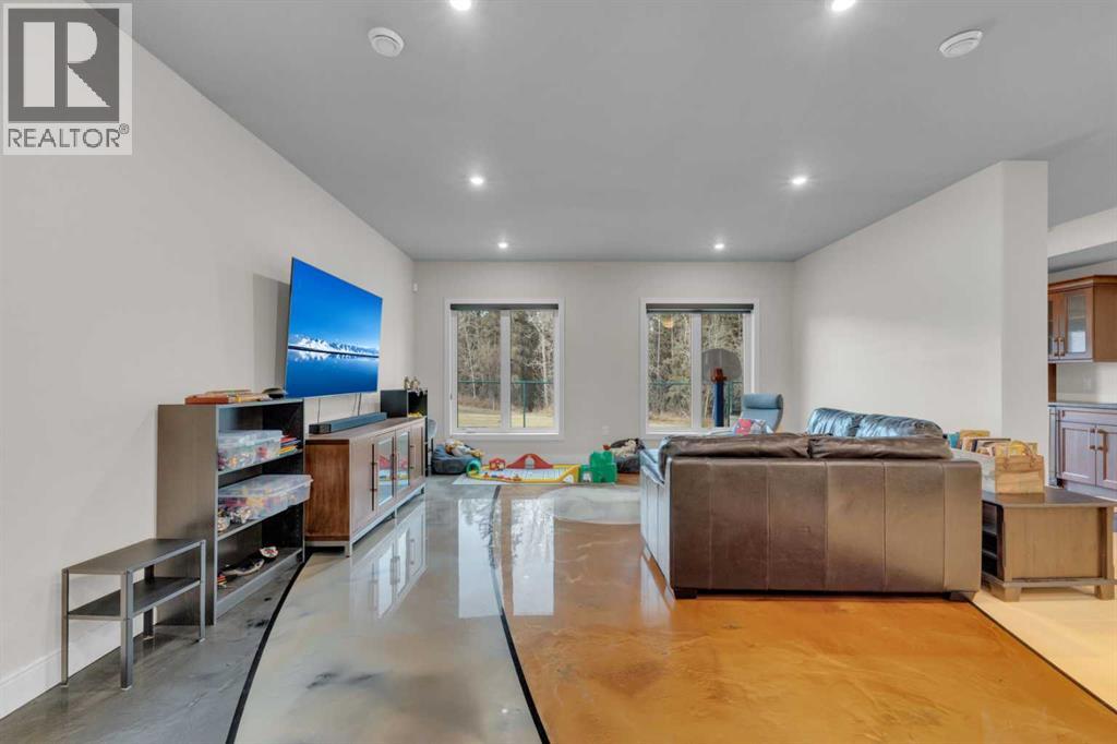 38 Grove Close
