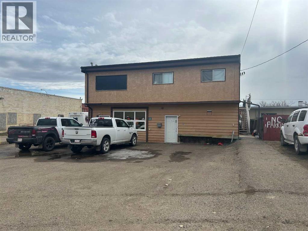 215 Broadway Avenue E Redcliff Alberta Canada T0J2P0 2