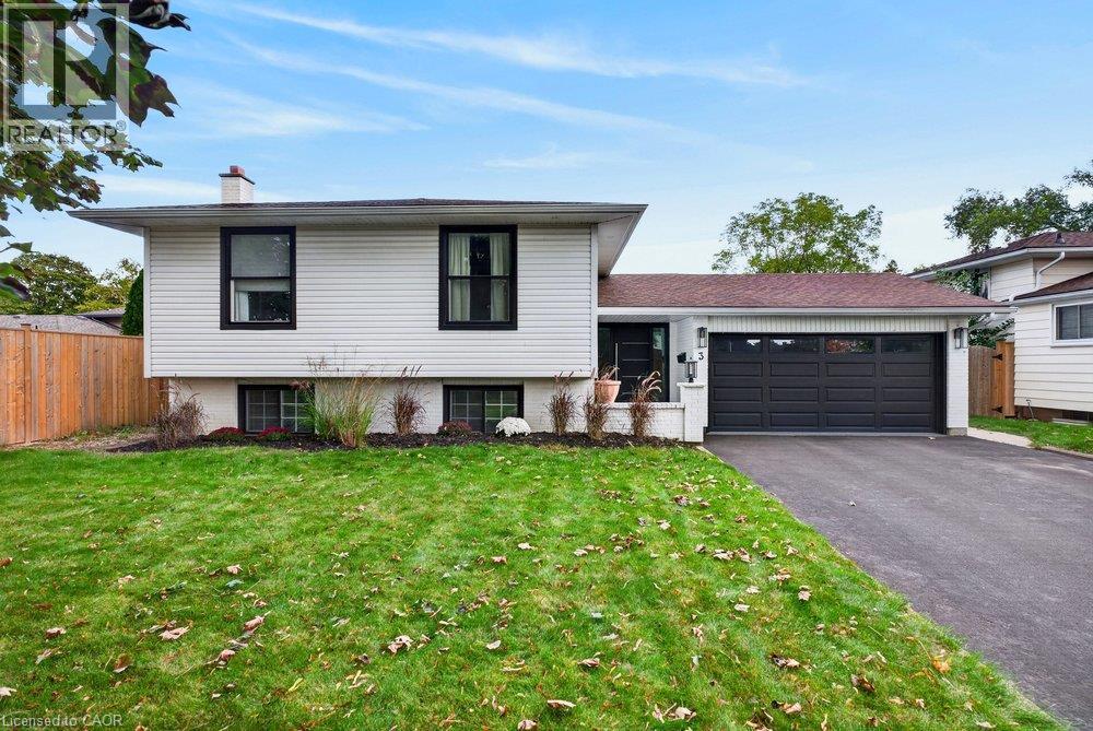 3 REGATTA Drive, St. Catharines, Ontario