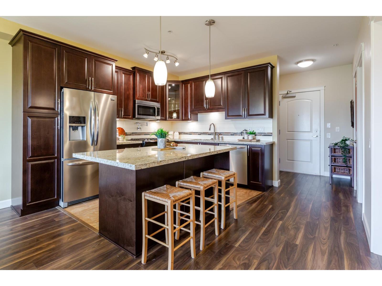 506 8157 207 STREET