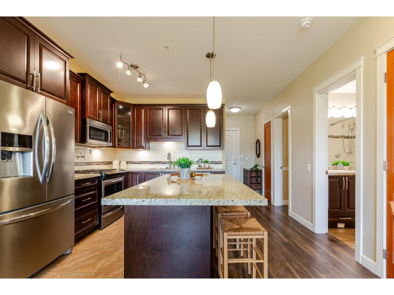 506 8157 207 STREET