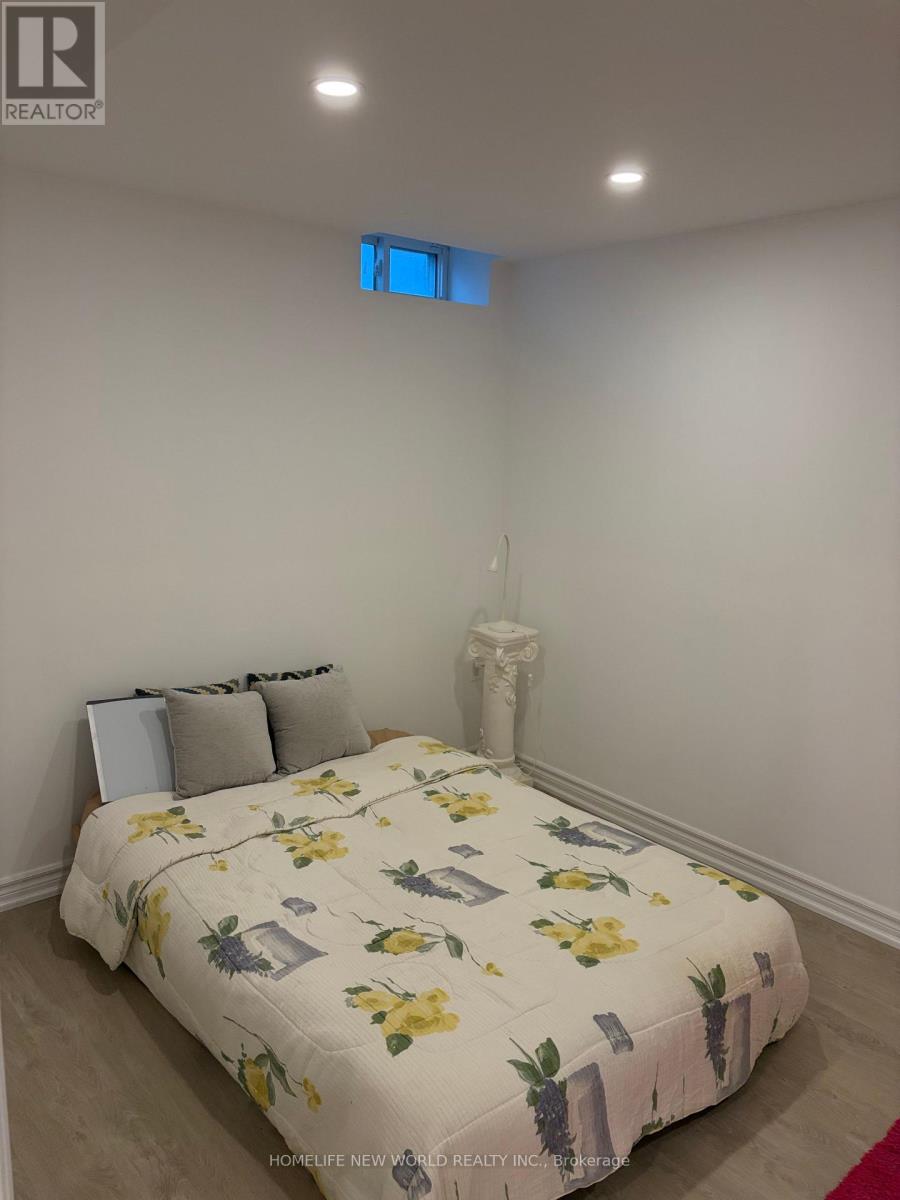 Basement - 35 Ashfield Drive, Richmond Hill, Ontario  L4E 2L7 - Photo 11 - N13882356