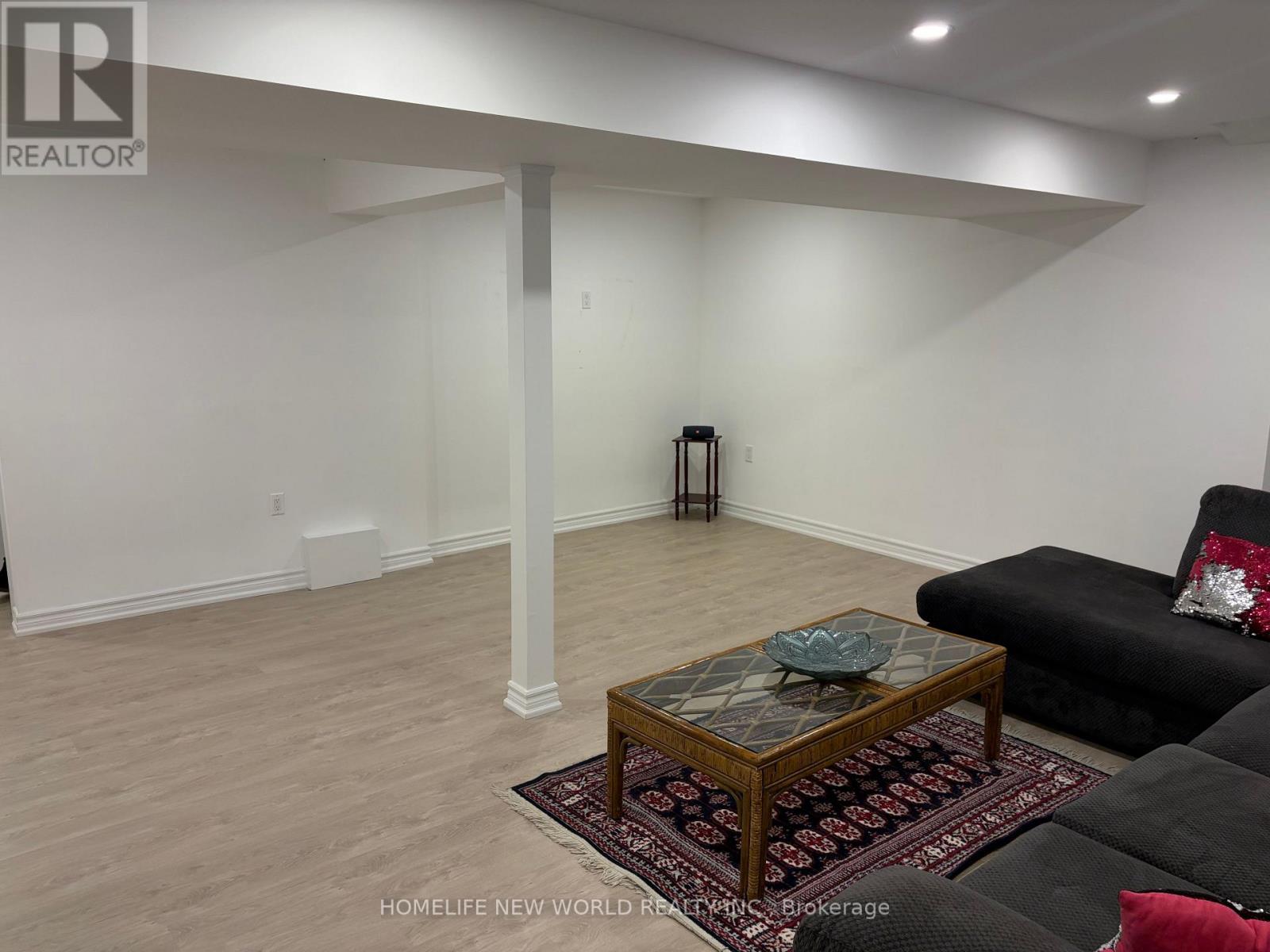 Basement - 35 Ashfield Drive, Richmond Hill, Ontario  L4E 2L7 - Photo 5 - N13882356