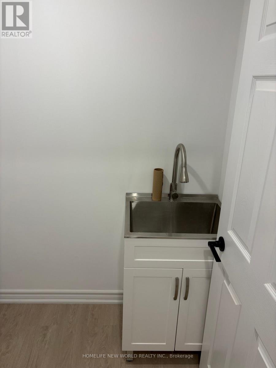 Basement - 35 Ashfield Drive, Richmond Hill, Ontario  L4E 2L7 - Photo 20 - N13882356