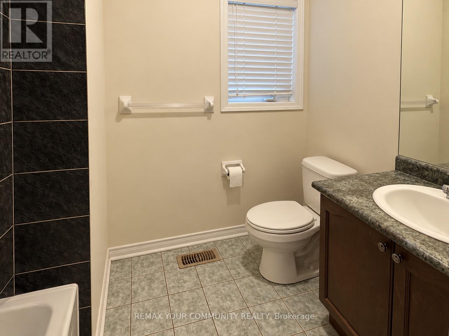 163 Flagstone Way, Newmarket, Ontario  L3X 2Z7 - Photo 22 - N13882500