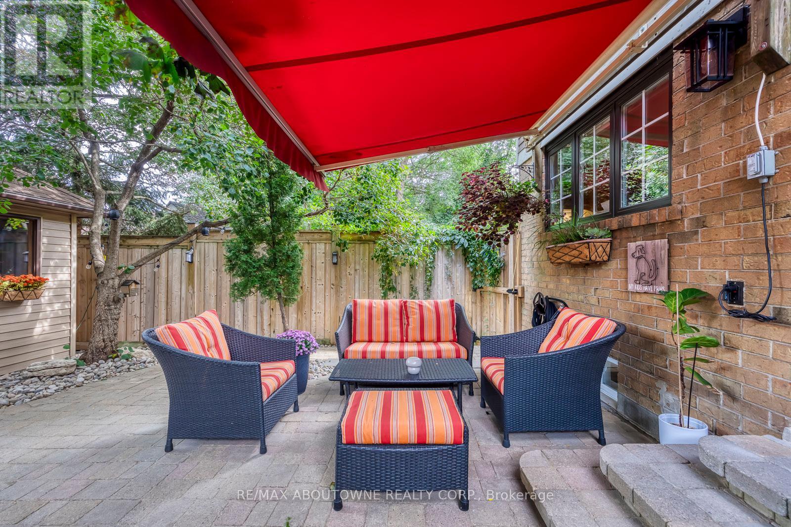 1198 Potters Wheel Crescent, Oakville, Ontario  L6M 1J2 - Photo 42 - W13815424