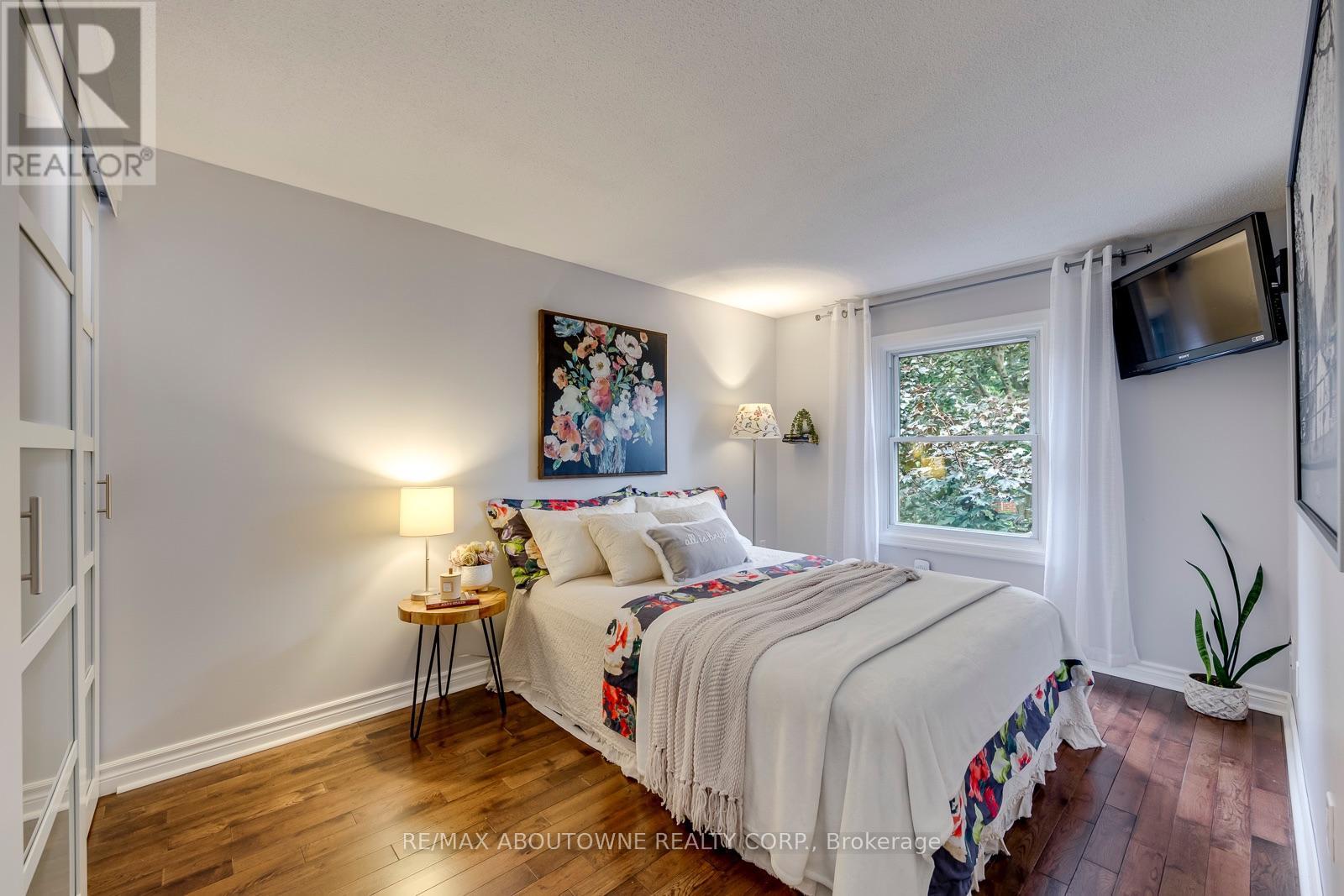 1198 Potters Wheel Crescent, Oakville, Ontario  L6M 1J2 - Photo 30 - W13815424