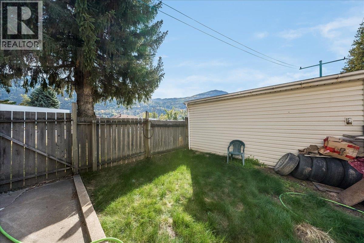 1396 Second Avenue, Trail, British Columbia V1R 1L9 - Photo 30 - 10403162