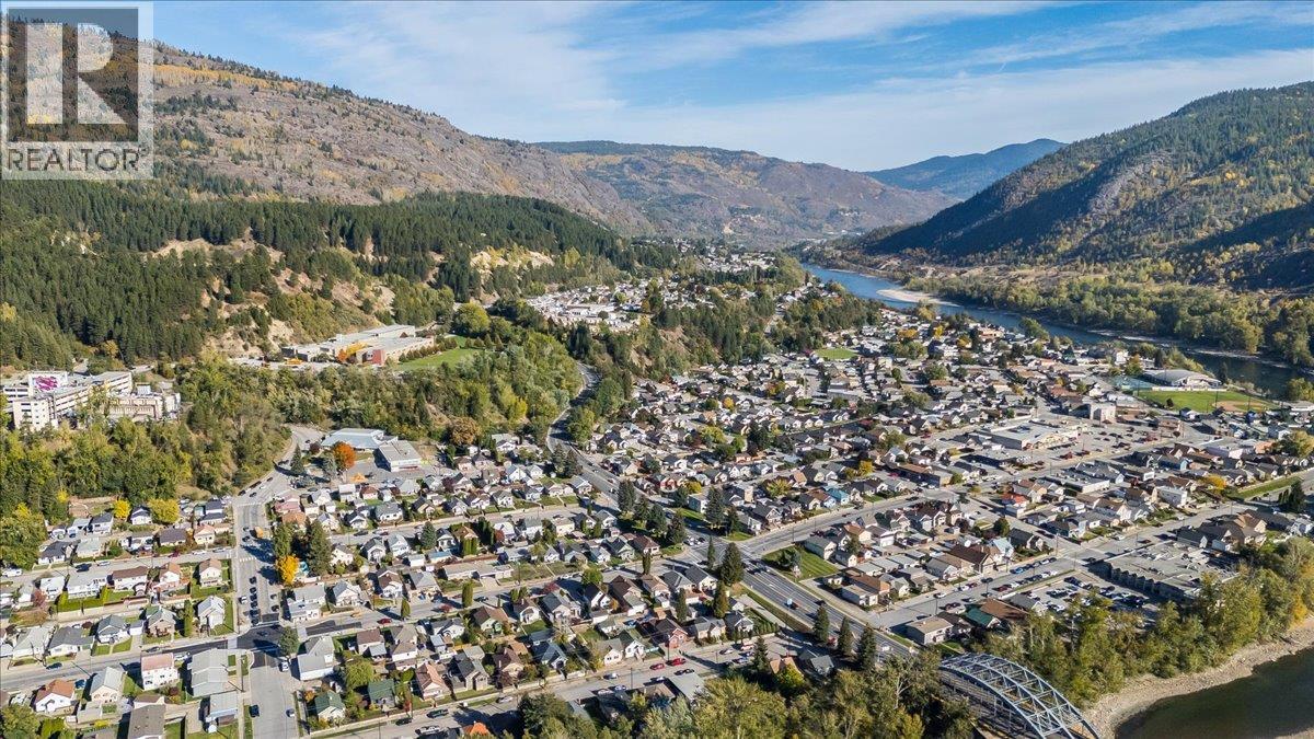 1396 Second Avenue, Trail, British Columbia V1R 1L9 - Photo 34 - 10403162