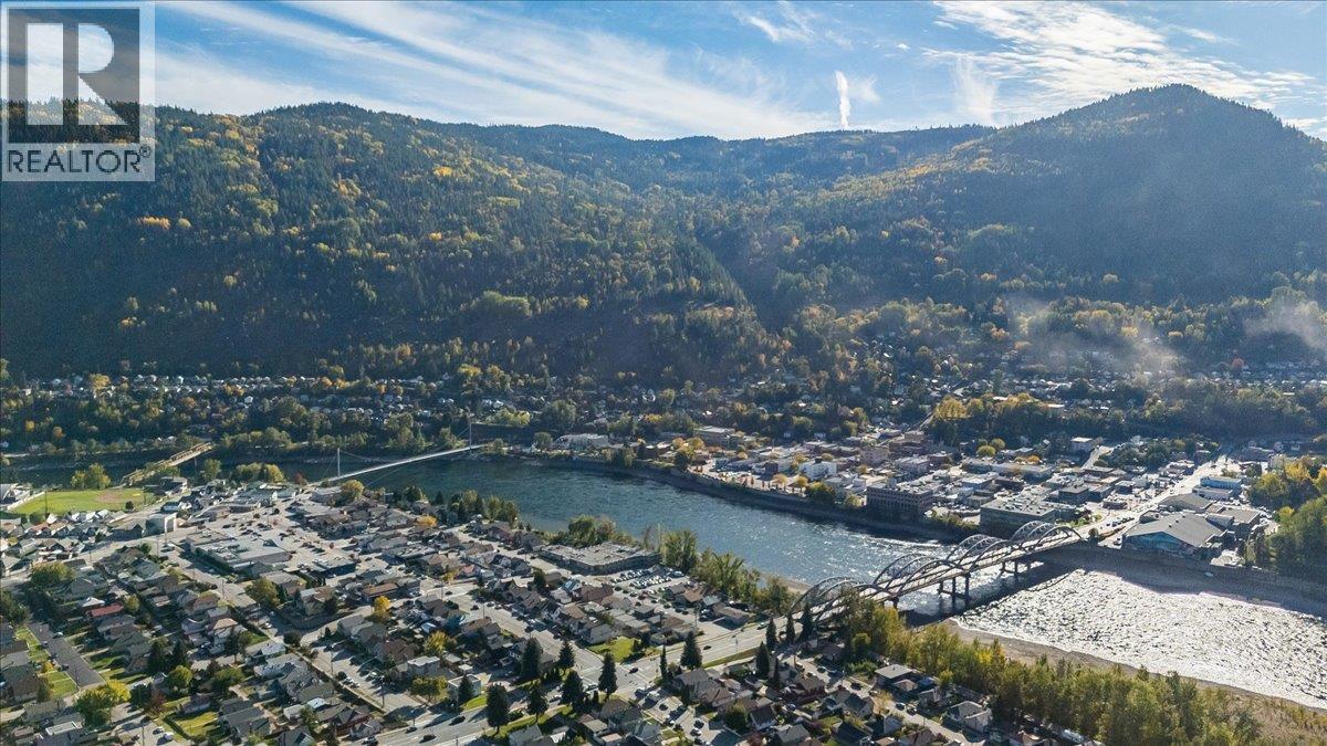 1396 Second Avenue, Trail, British Columbia V1R 1L9 - Photo 35 - 10403162