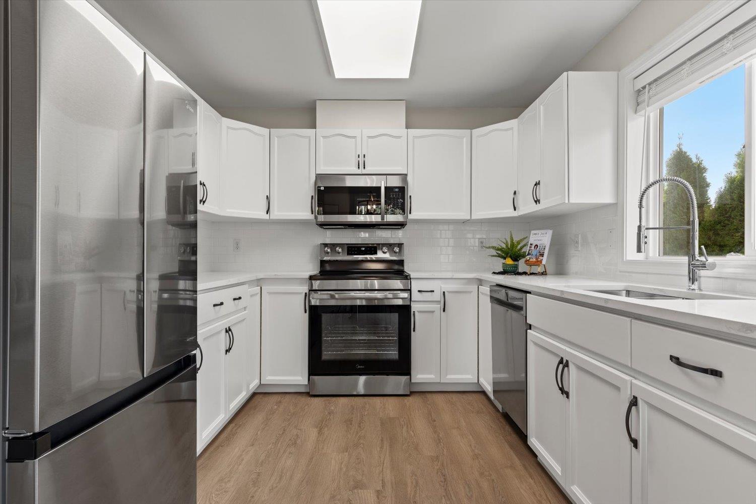 B 45220 SOUTH SUMAS ROAD|Sardis South