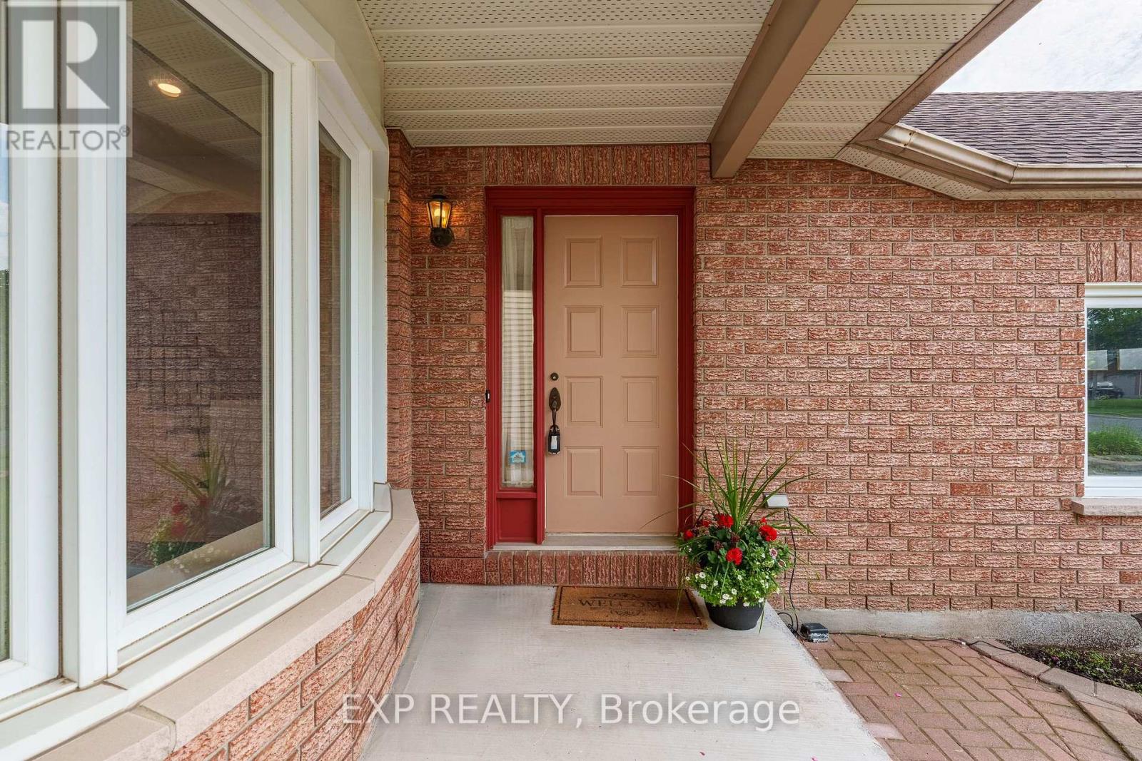 1552 Blohm Drive, Ottawa, Ontario  K1G 4P9 - Photo 3 - X13882692
