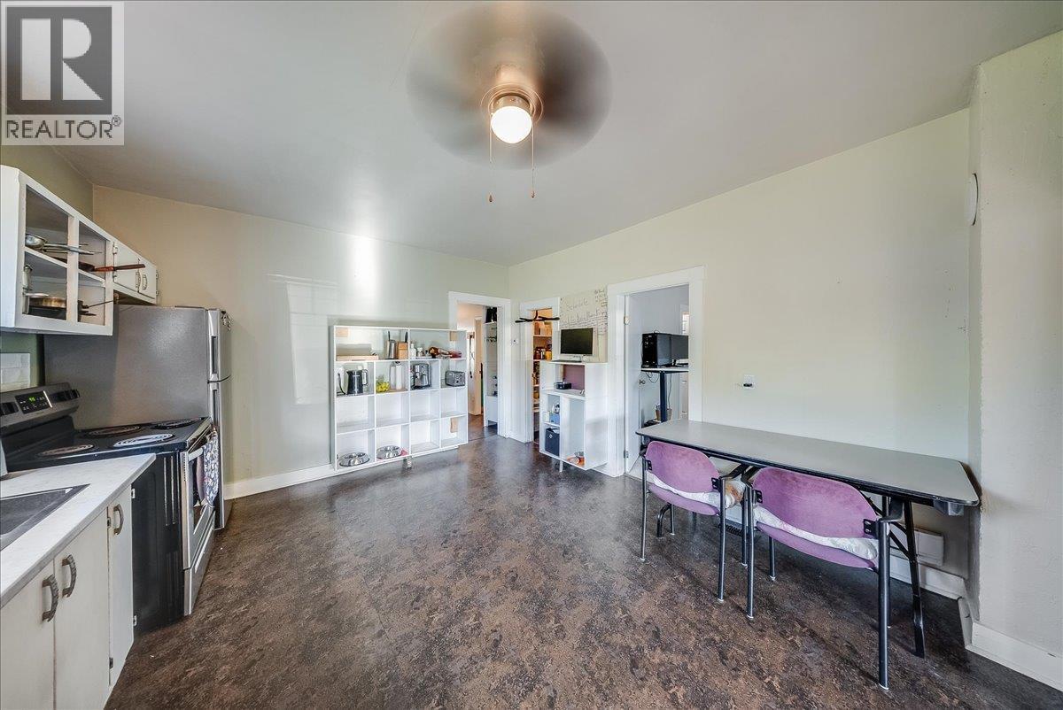 514 Davies Avenue, Salmo, British Columbia V0G 1Z0 - Photo 22 - 10402583