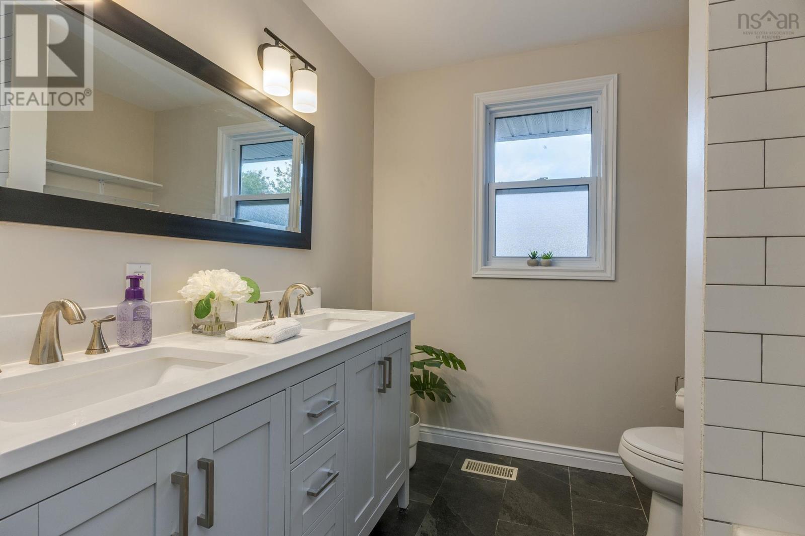 15 Dipper Crescent, Halifax, Nova Scotia  B3M 1W5 - Photo 31 - 202622860