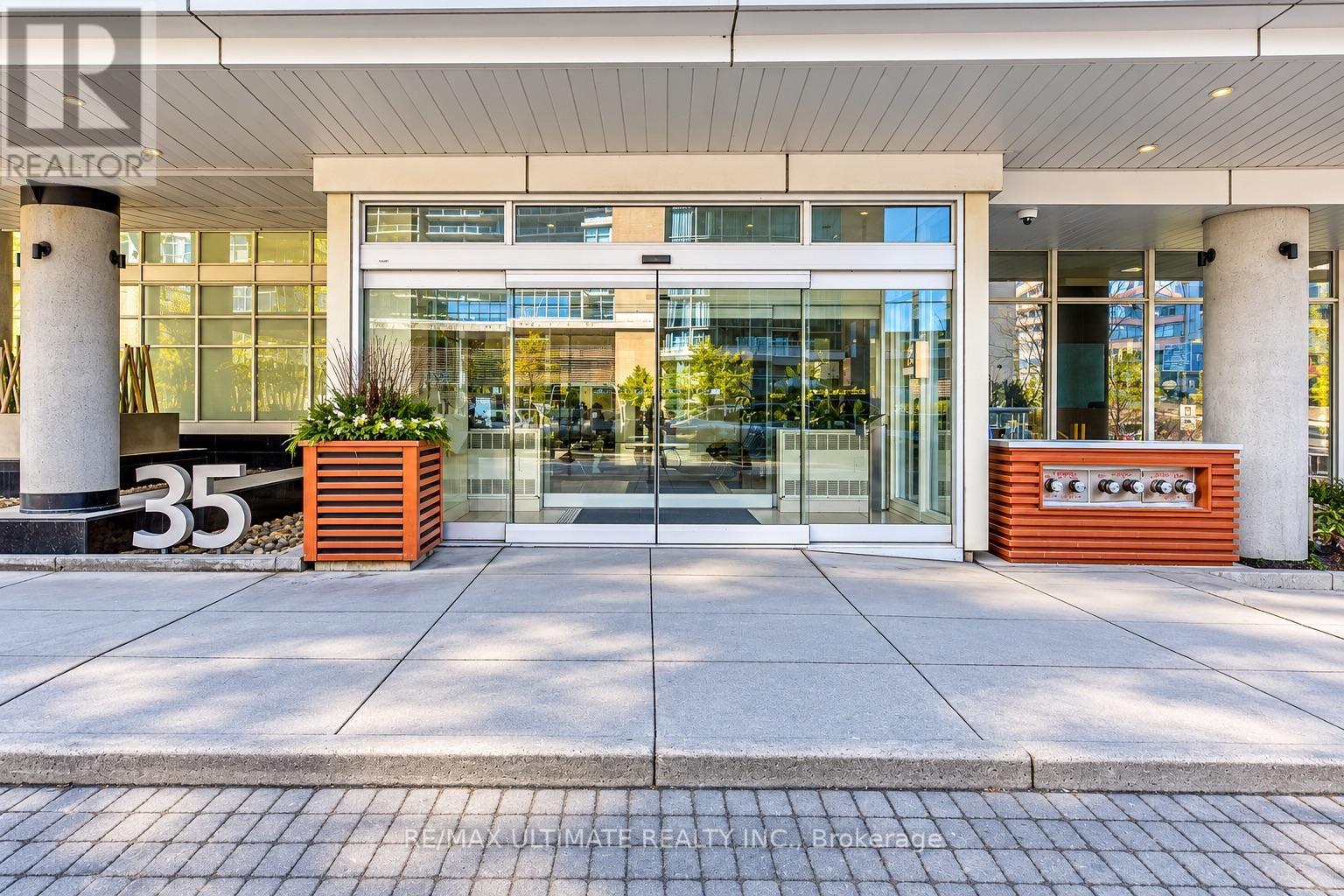 4601 - 35 MARINER TERRACE