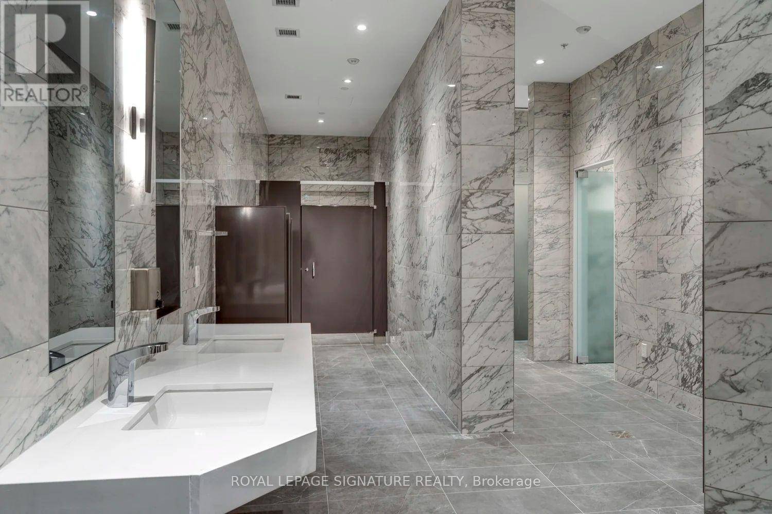 1112 - 31 Tippett Road, Toronto, Ontario  M3H 0C8 - Photo 33 - C13882716