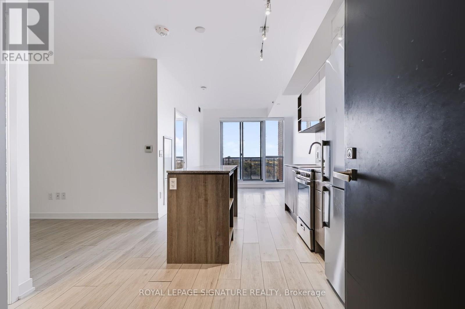 1112 - 31 Tippett Road, Toronto, Ontario  M3H 0C8 - Photo 4 - C13882716